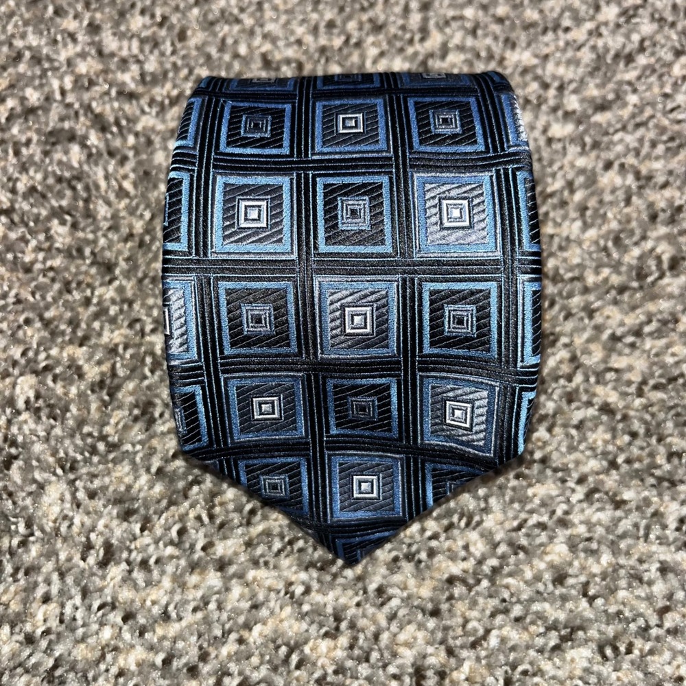 Robert Talbott Best of Class Extra Long Silk Tie Blue Geometric 67" x 3.25"